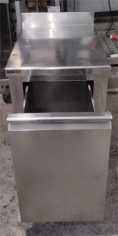 Ερμάριο Ανοξείδωτο Τροχήλατο 56x80x86Cm Με Κάδο Μεταχειρισμένο